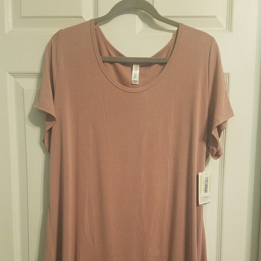 Lularoe Soft Pink/Dark Blush Classic Tee